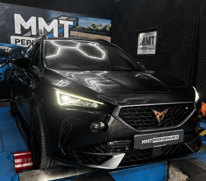 Cupra Formentor en el banco de potencia de MMT Performance